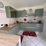 Apartment Reditus *