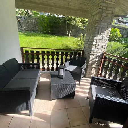 아파트 Reditus 아오스타